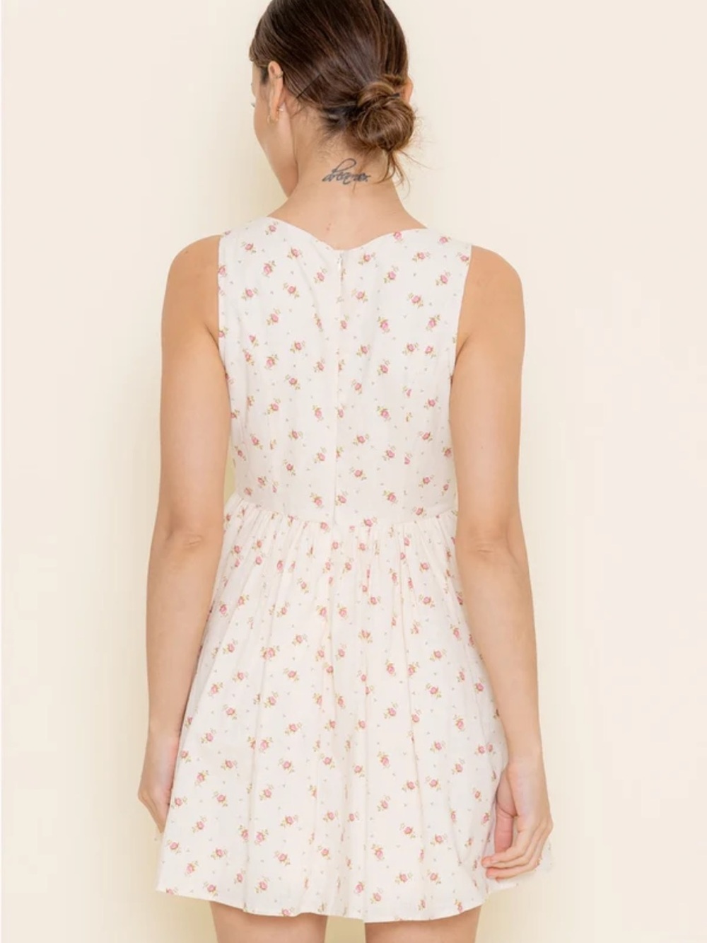 Cream Floral Square-Neck Sundress - Picture 4 of 14